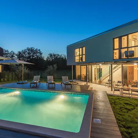 Caeli Holiday home