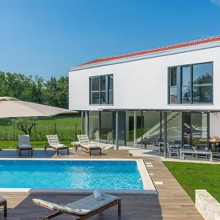 Caeli Holiday home Petehi